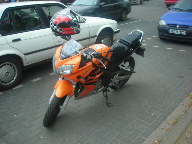Super Honda CBR 125r abzugeben - Motorraeder und Teile nach Marken - Duisburg