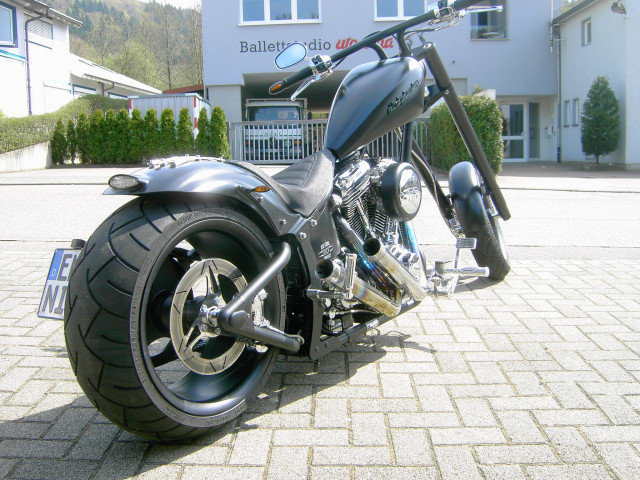 CUSTOMBIKE  PURE-BLACK  - Motorraeder und Teile nach Marken - Waldkirch
