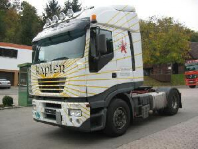 Veco 440S54 Sattelzugmaschine EZ 02 Fa.Scherf Nutzfahrzeuge 07451/53830 - Nutzfahrzeuge - Horb