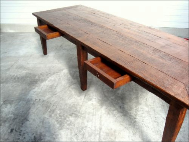 Esstisch, mit Antike Ausstrahlung, massive Eiche. - Moebel Haushalt - Hoensbroek