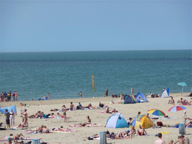 Biete mitbenutzung eines feststehenden wohnwagen  am meer in nl  - Camping - Kerpen
