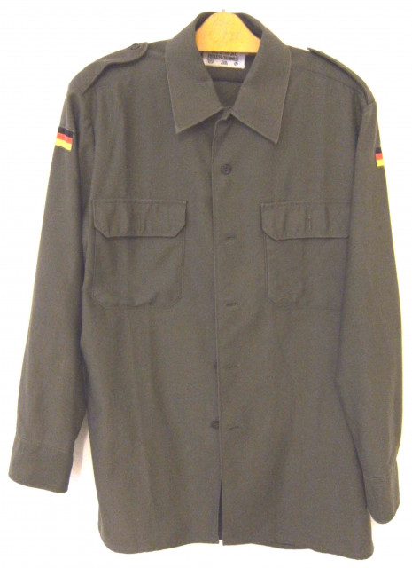 Bundeswehrhemd Herrenhemden Hemd Gr. 39/40 olivgrün - Kleidung Schmuck Accessoires - Pottenstein