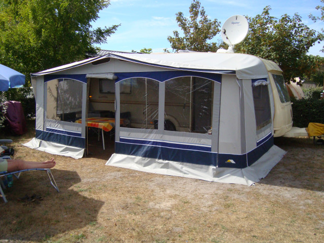 Vorzelt DWT Umlaufgröße 980cm mit Gestänge und Zusatzgestänge,Zelt-und Gestänges - Camping - Zülpich (Voreifel)