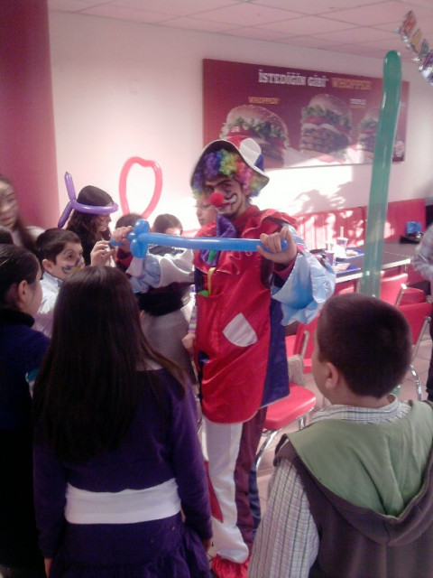 Clown gesucht ? Für Ihre Feier, Geburtstag oder Eröffnung - Baby und Kind - Berlin