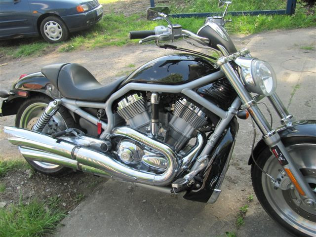 Harley V - Rod  - Motorraeder und Teile nach Marken - Pirna