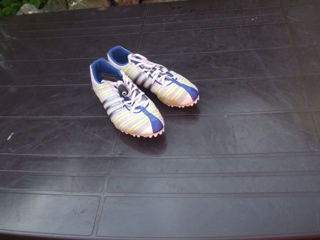 Leichtathletikspikes - Sport - Neu-Anspach