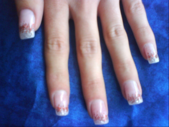 Nageldesign, Gelnägel, Nagelmodellage - Wellness Gesundheit - Petershausen