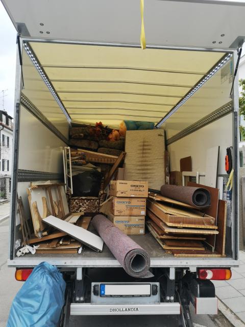 WirEntsorgen Entrümpelung München Wohnungsauflösung Haushaltsauflösung - Dienstleistungen Business Gewerbe - München
