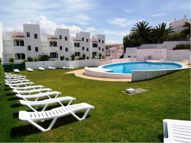 2001 T2 Apartment in Carvoeiro an der Algarve in Portugal - Immobilien - Carvoeiro