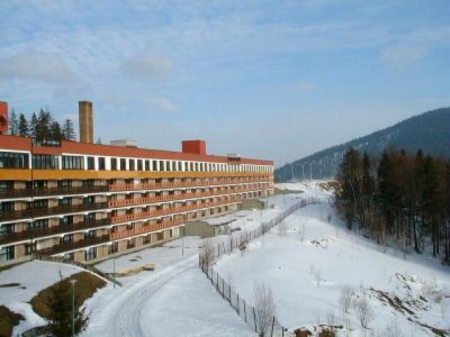 Große Hotel in Polen zu verkaufen - Immobilien - Szczyrk