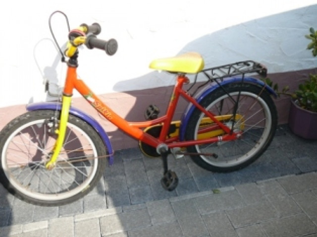 2 Kinderfahrräder - Fahrraeder - hanau