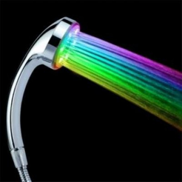 LED Duschkopf 7 automatischer Farbwechsel - Moebel Haushalt - Thun