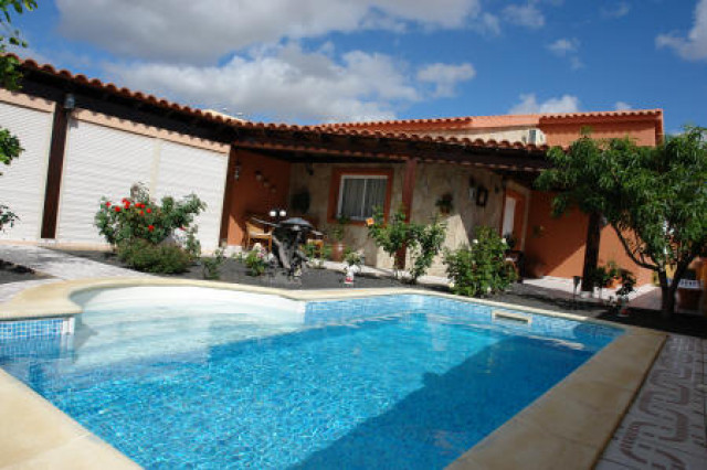 Ferienhaus Sueno Oli auf Fuerteventura mit Pool  - Urlaub Reise - Oberhausen