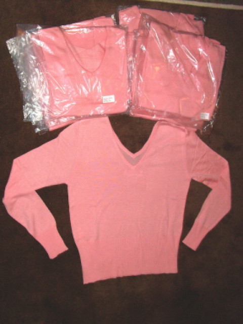 Für Markthändler interessant! Posten, 30 Damen-Basics-Pullover - Kleidung Schmuck Accessoires - 