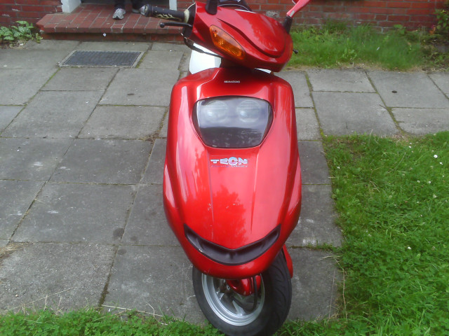 Kymco Herosim 50ziger Roller zu verkaufen! - Motorraeder und Teile nach Marken - Norden