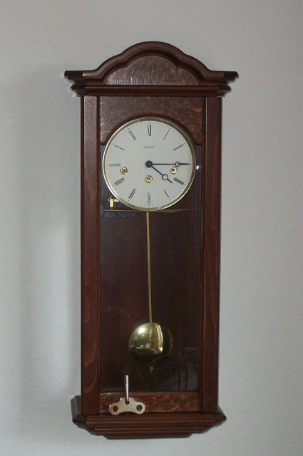 Wand Uhr (Kieninger) - Sammlungen - Schenefeld Kreis Steinburg