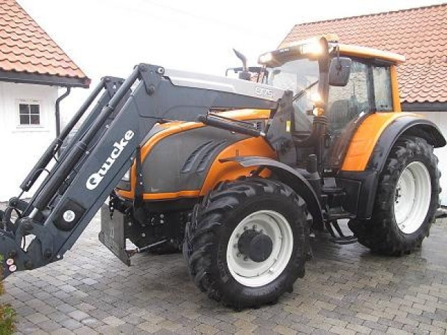 Valtra T 202 Versu Preis-42000 Eur - Nutzfahrzeuge - Höchberg