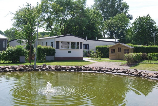 Mobilheim zu verkaufen am Wassersport Camping nahe Arnheim am See mit eigenen Ja - Camping - Lathum