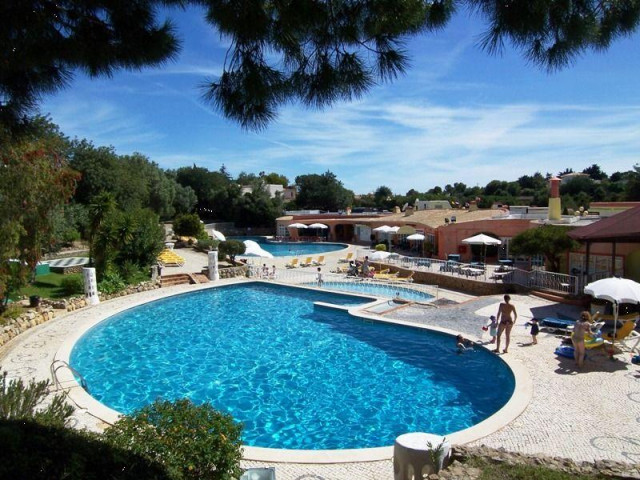 2293 Apartment im Quinta do Paraiso Resort in Carvoeiro an der Algarve in Portug - Immobilien - Carvoeiro