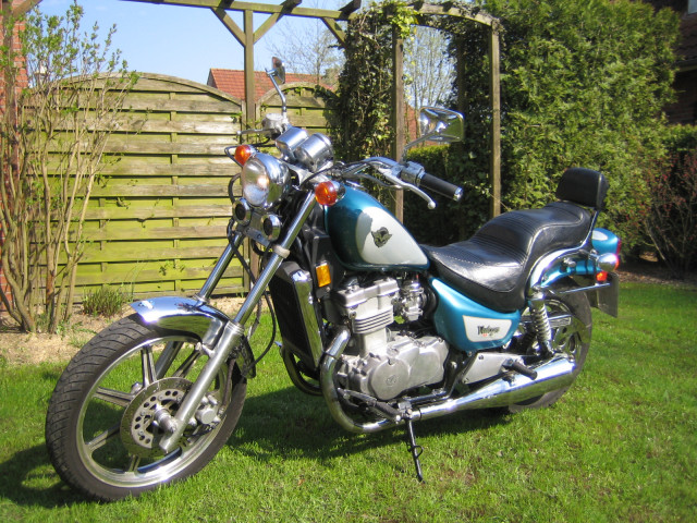 Kawasaki Vulkan EN 500 - Motorraeder und Teile nach Marken - Aurich