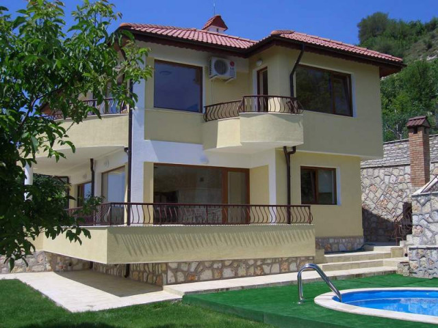 Wunderschöne Villa mit Pool und Meerblick - VERKAUFT!!! - Immobilien - Balchik, Bulgarien
