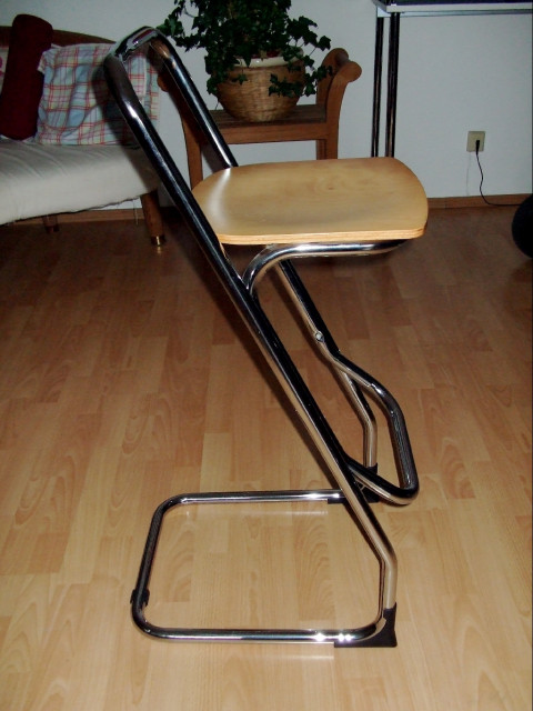  2 Barhocker zu verkaufen - Moebel Haushalt - München