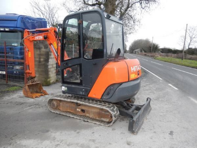 Gelegentliche Minibagger HITACHI - Autos nach Marken - landshut   