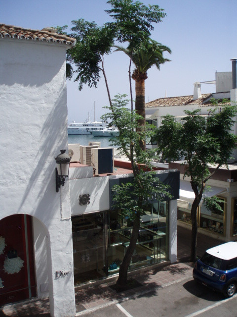 Gewerberäume und Geschäfslokale in Marbella und Yachthafen - Vermietungen - Marbella