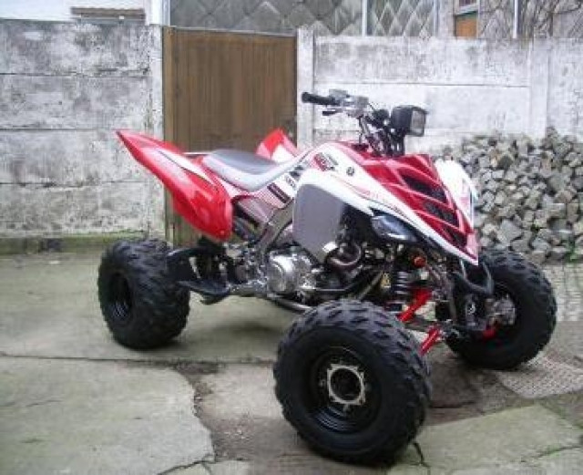  Neues Yamaha 700 RAPTOR zum Verkaufen - Motorraeder und Teile nach Marken - Lichtenau