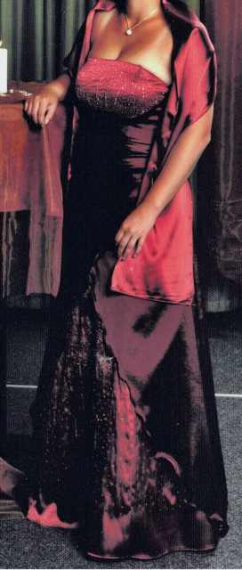 Top Angebot! Abendkleid in rot mit Strass-Steinchen! - Kleidung Schmuck Accessoires - Hann.Münden