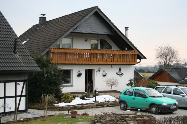 Dachgeschoßwgh. mit Schräg  - Vermietungen - Kürten