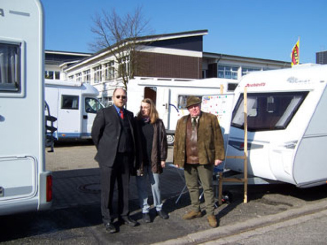 WOHNMOBILVERMIETUNG VOSSI REISEMOBILE - Camping - Rheinböllen A61 Rheinland-Pfalz