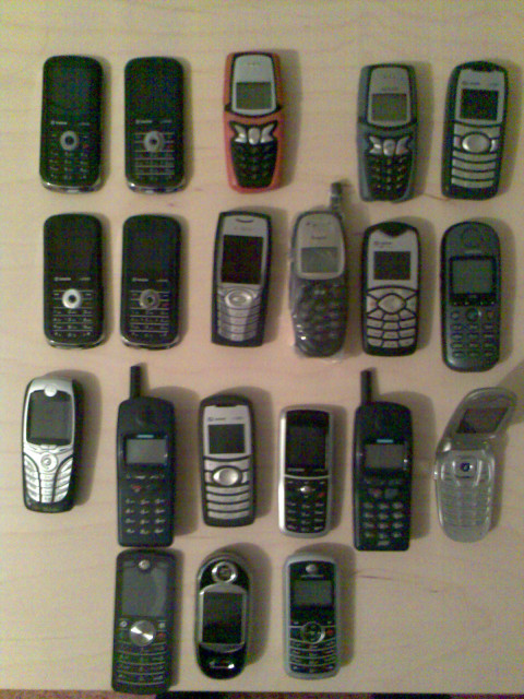 21 verschiedene Handys im Paket Preis ***Günstig*** - Kommunikation - neuwied