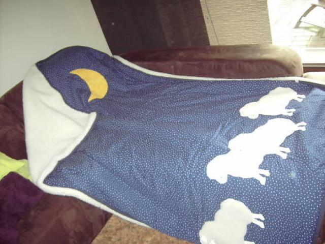 SIGIKID TAGESDECKE GROSS MIT SCHAFEN UND MOND - Baby und Kind - Schönau