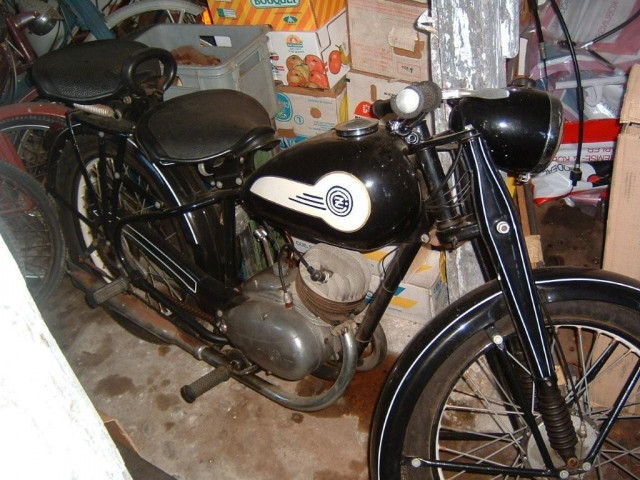 Oldtimer Motorrad CZ Bj. 48 , zu Verkaufen - Motorraeder und Teile nach Marken - Naila