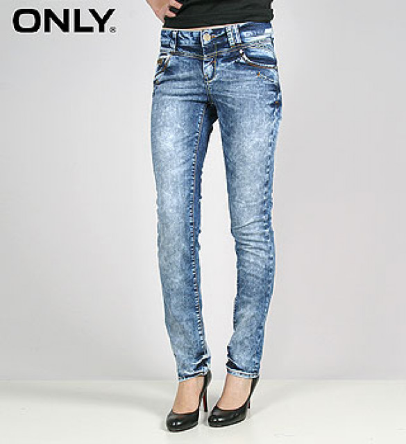 Versandkostenfrei in den SSV mit den trendigsten Damen-Jeans starten - Kleidung Schmuck Accessoires - Bernau bei Berlin