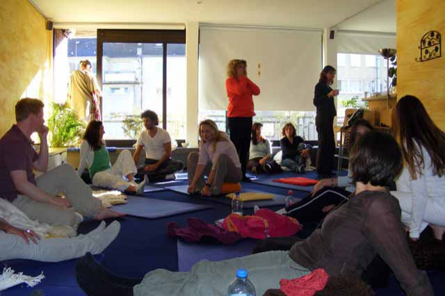 Meditationsworkshop mit Meditation and Friends in Düsseldorf, Thema  Atemtechnik - Veranstaltungen Termine - Düsseldorf