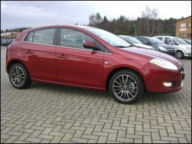 384701 Fiat Bravo 1.4i 120PS Dynamic 5-Türig mit Sport-Paket - Autos nach Marken - Gera