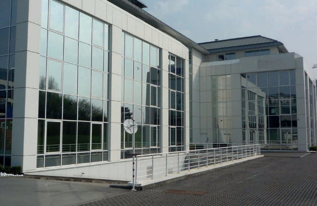 Sonnenschutzfolien - Silber, Bronze und Neutral von Top Folien - Fensterfolien - Dienstleistungen Business Gewerbe - Mönchengladbach
