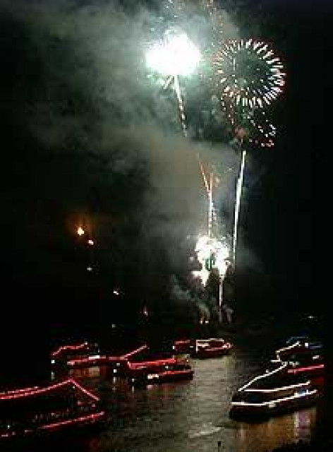 Schwimmendes Federweißenfest und Goldener Weinherbst - Sonstige Anzeigen - Oberwesel