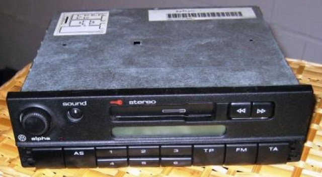 VW Alpha Autoradio - Autos nach Marken - Linden