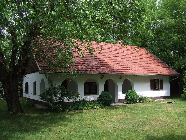 In Ungarn Bauernhausern ab 5000Euro sind zu verkaufen - Immobilien - Kiskunmajsa