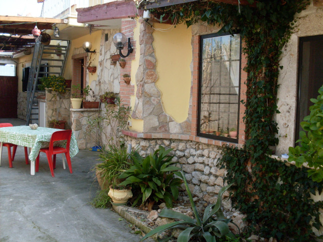  HAUS AM MEER , mit Garten und Parkenplatze - Immobilien - Rodi Garganico