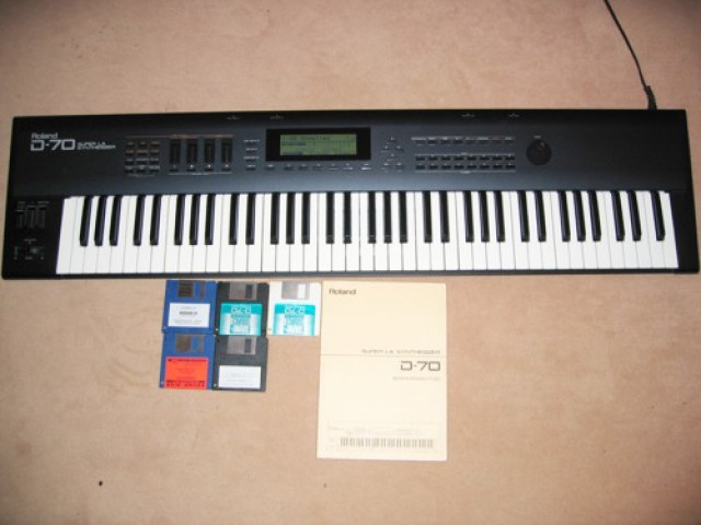 Roland D 70 Super LA Synthesizer - Musik - 