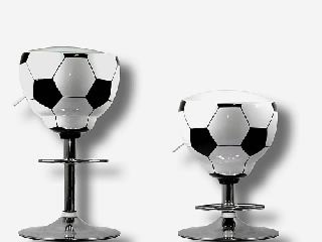 EM 2008 Fussball Sessel/Hocker für Partykeller, Events,usw - Promotion Pressemitteilungen - Essen