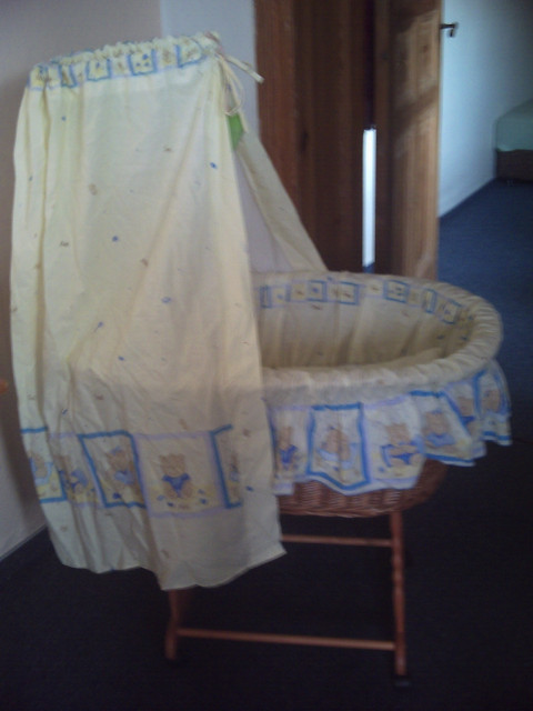 Verkaufe Stubenwagen und Babysachen  - Baby und Kind - Rathenow