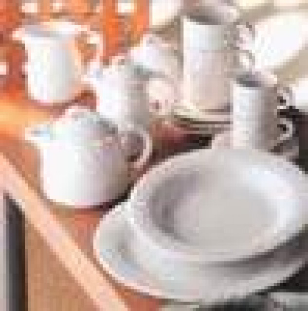 Tischdekoration Arcopal und bedruckte Servietten - Essen Trinken Genuss - Peine