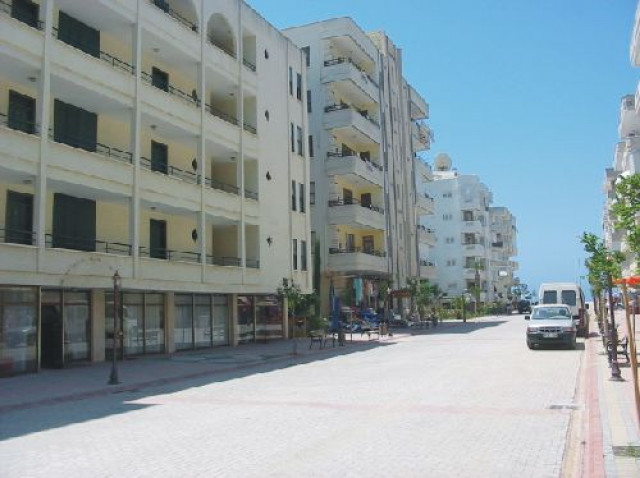 Schöne Wohnung ca. 50 m zum Strand und ins Zentrum - Immobilien - Alanya, Mahmutlar