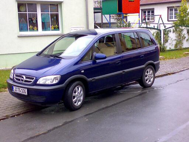 Opel Zafira 1.6 Ed., Ezl.05/03, KLIMA, 8fach bereift alle ALU, unfallfrei, 79.90 - Autos nach Marken - Jena