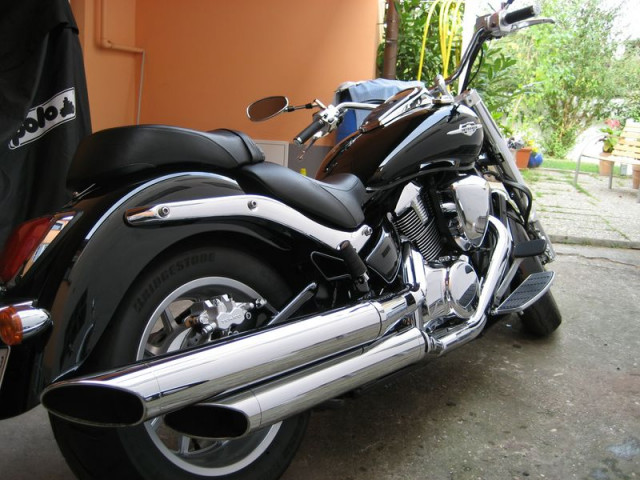 Suzuki Intruder C1800R - Motorraeder und Teile nach Marken - Dirmstein